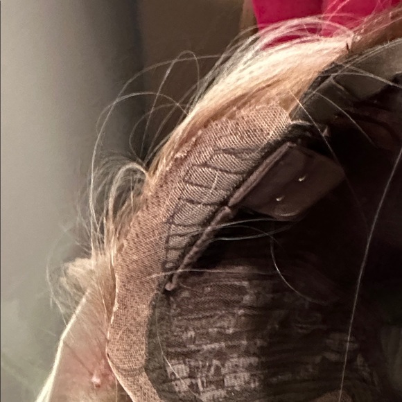 Chelsey Smith Crowns Blonde Wig - Picture 6 of 6